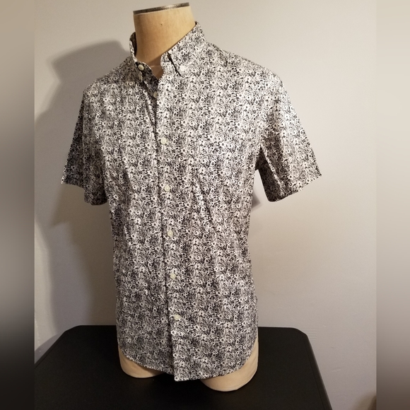 GOODFELLOW BLACK & WHITE ARTISTIC ABSTRACT PRINT MEN'S BUTTON DOWN SHIRT SIZE L - Picture 5 of 10